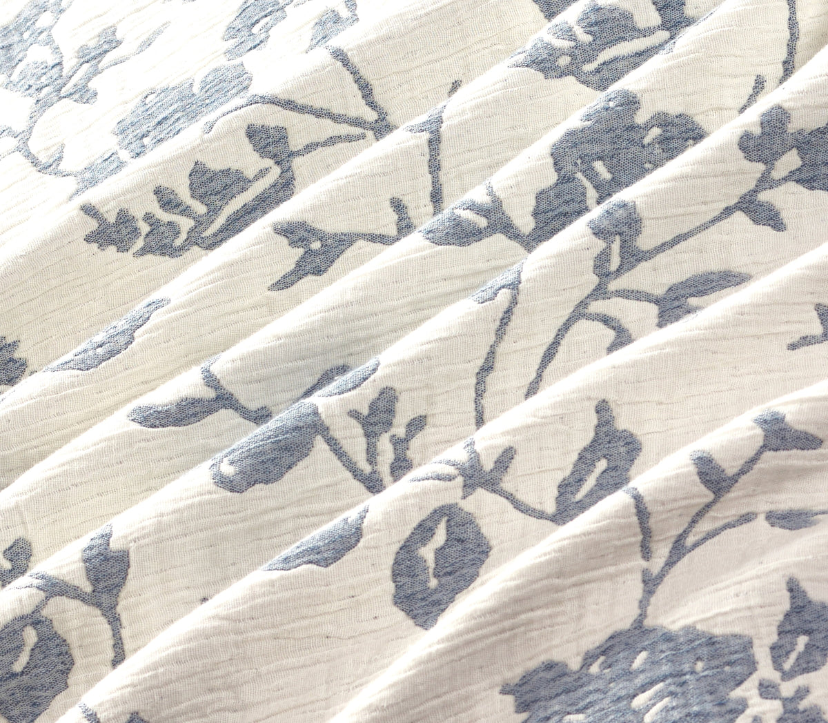 Cottage Bloom Agatha Floral Gauze Quilt, Full/Queen, Blue Dust, Reversible Bedding