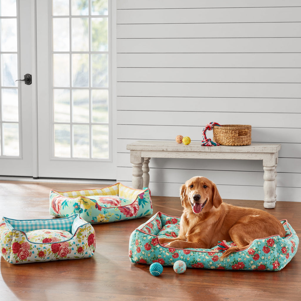 The Pioneer Woman Pet Bed, Vintage Floral Small 20" x 17"